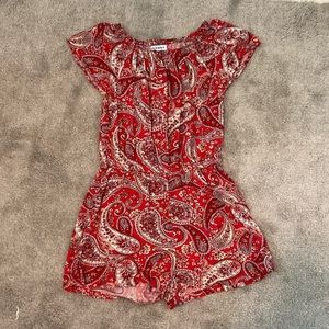 M(8) Girls Red printed romper old navy